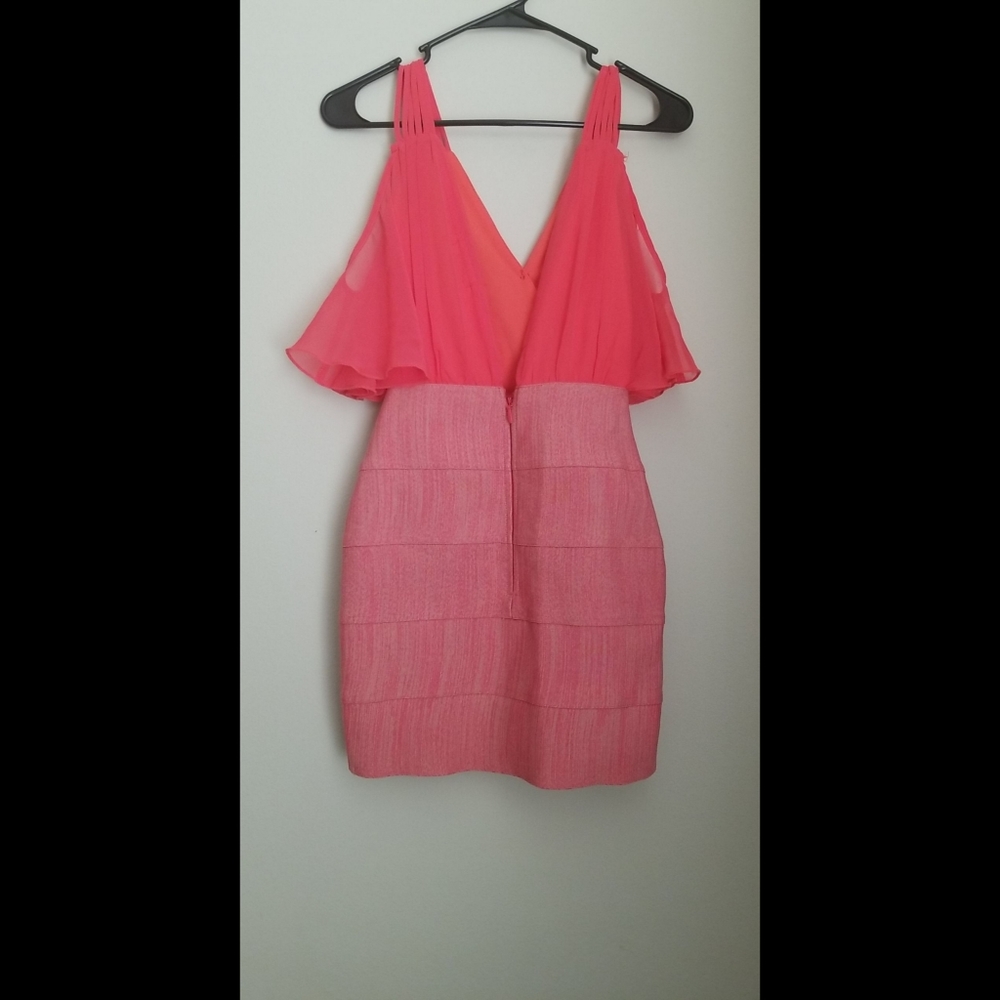 NWOT HMS CORAL RUFFLED SLEEVES TOP ELASTIC BANDAGE DRESS - Picture 8 of 15